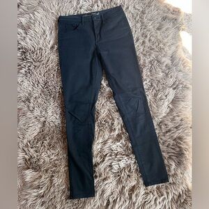 Women’s Long Skinny Black Jeans